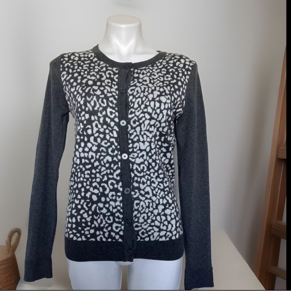 Office buttons Cardigan Sweater dark gray MEDIUM - Picture 2 of 15